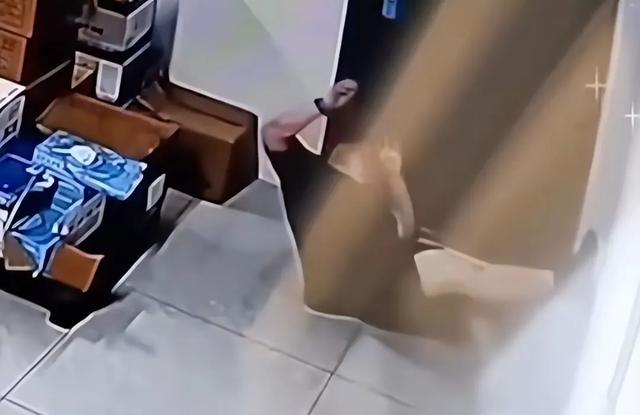 28歲老闆不菸少酒！無預警倒下「2天後才發現」　死因曝光「知情人嚇壞」：一年健檢兩次都正常