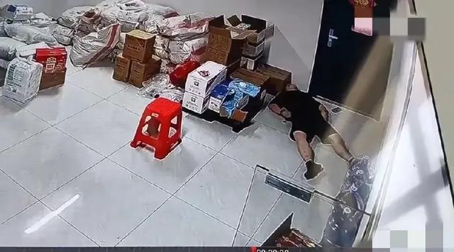 28歲老闆不菸少酒！無預警倒下「2天後才發現」　死因曝光「知情人嚇壞」：一年健檢兩次都正常