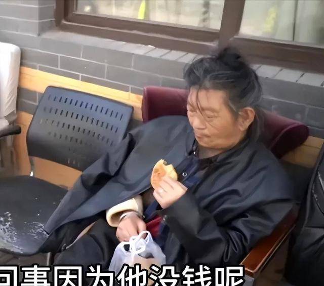 當紅時妻子癱瘓！資深男星「推掉工作照顧她」慘遭車撞　「悲慘現狀曝光」後悔：要有孩子就好了