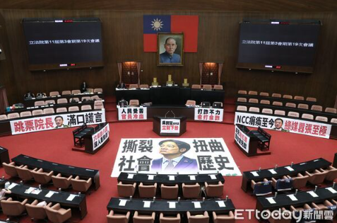 快訊／急轉彎！普發現金再等等「完全沒共識」：各黨團吵成一團