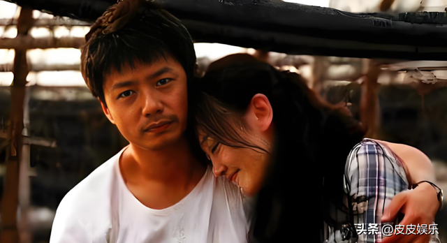 螢幕硬漢「私下超寵妻」！當年假戲真做「追求她9年」　老婆一句怕痛「13年不生子」