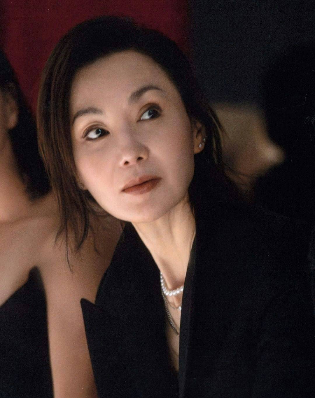 曾苦戀梁朝偉！亞洲影后「息影21年」國外現蹤　60歲未婚「狀態如少女」把生活過成詩：身邊多了他