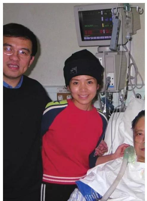 21年婚「沒煮過飯、洗過衣服」！名主持證實罹甲狀腺癌　副校長尪「只做4件事」把她寵成公主