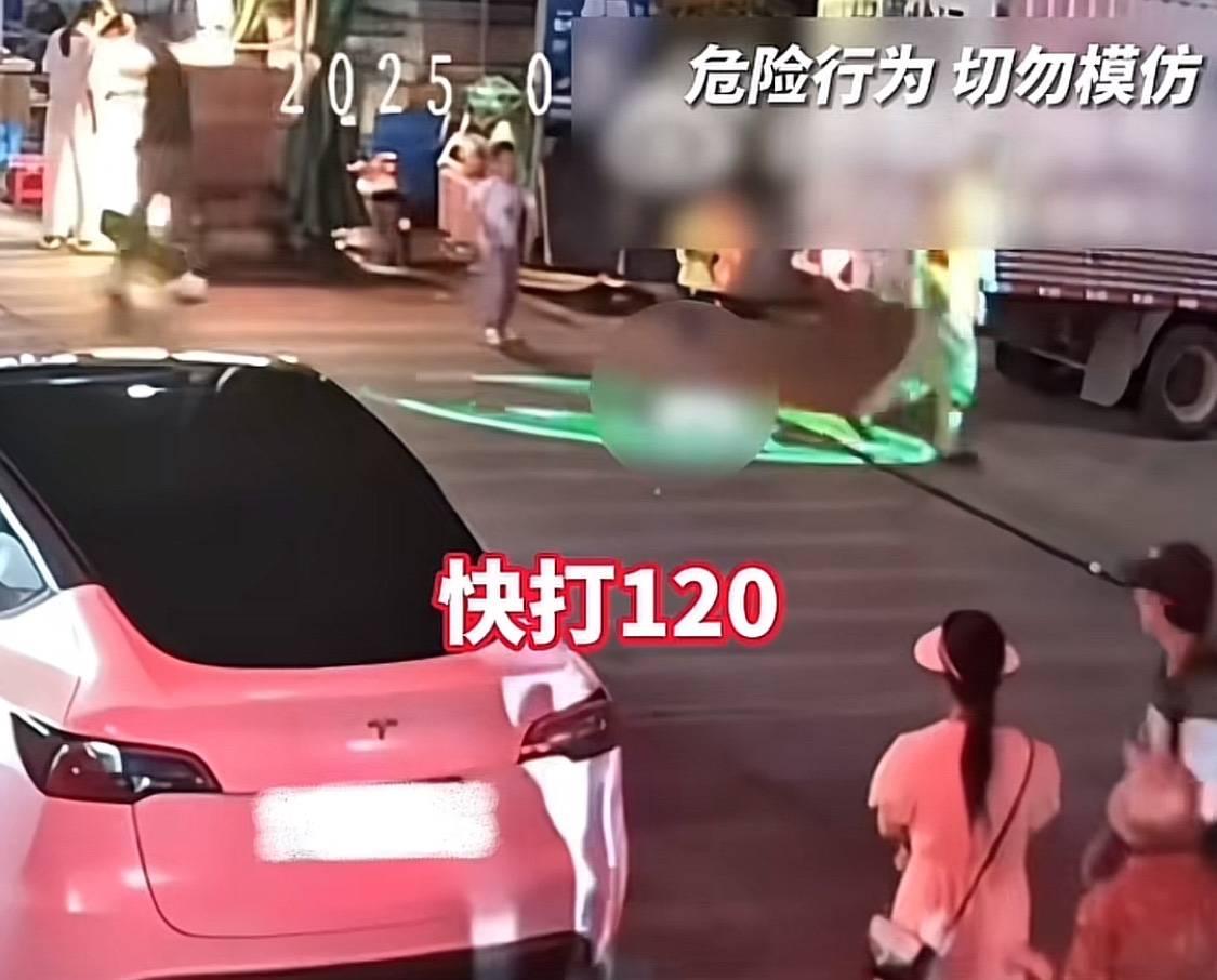 1幼童躺大馬路上玩！下秒遭貨車「碾壓身亡」家長後續反應曝光