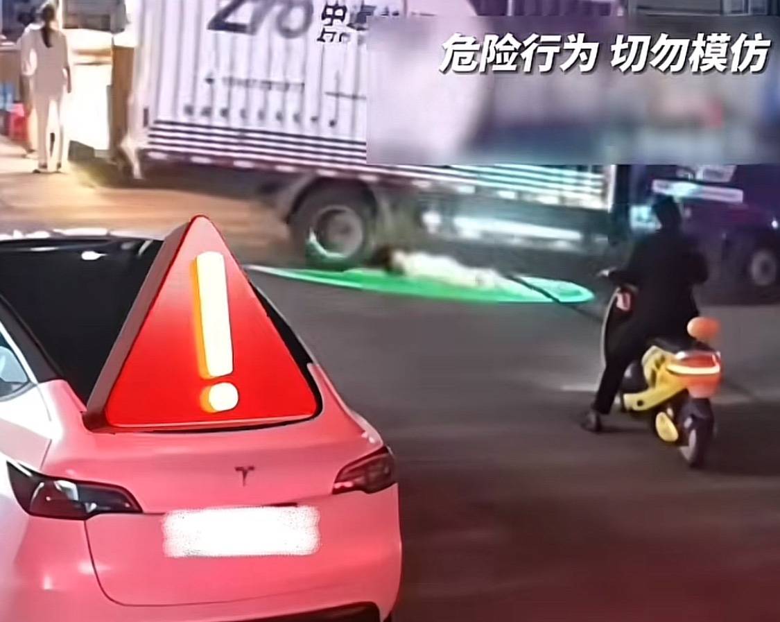 1幼童躺大馬路上玩！下秒遭貨車「碾壓身亡」家長後續反應曝光