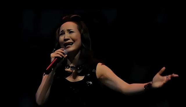 當年紅遍歌壇！66歲資深歌后「為愛放棄國籍」赴美結婚　6年後「黯然回到家鄉」卻慘遭抵制