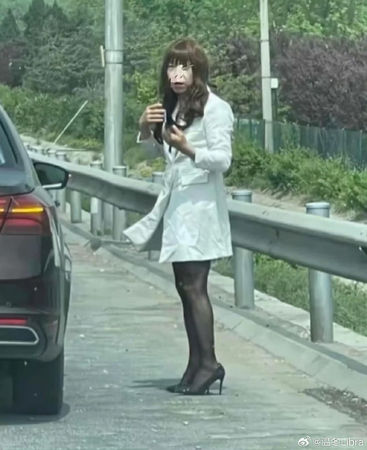 38歲偽娘大叔「水果+油換啪啪」騙到1691男！卸妝長相曝光