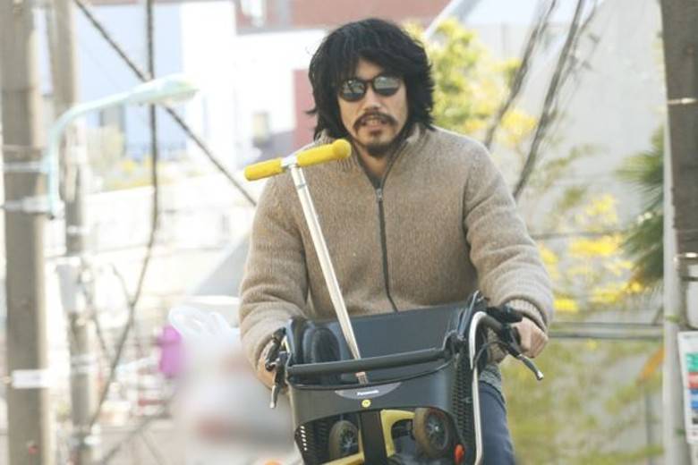 當年超紅！帥氣男星「迎娶天后回鄉隱居」　40歲「樂當蓄鬍農夫」現況曝光
