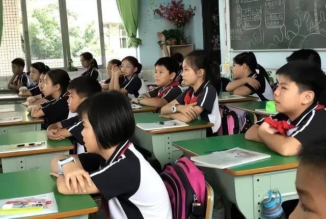 「世界上最長的路是什麼路？」小學生回答兩個字，老師給了滿分