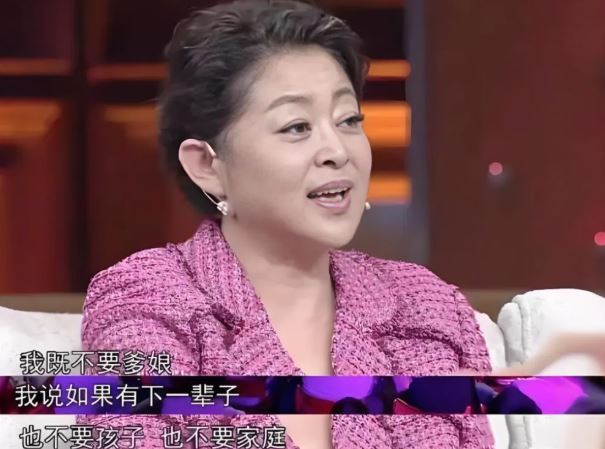 曾被譽為東方美人！資深女星被爆整形「五官超詭異」　她喊冤「自然衰老」：瘦了20公斤