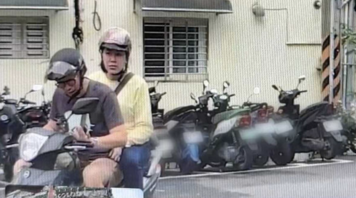 巧遇金鐘男配「甜蜜載妻出門」！細觀察「貼心2舉動」被網讚 ：太有禮貌了