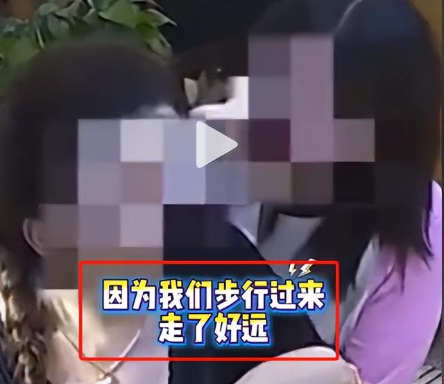 我們走很遠來的！女客人「強硬要求店家打折」　老闆出手處理「讓大家拍手叫好」