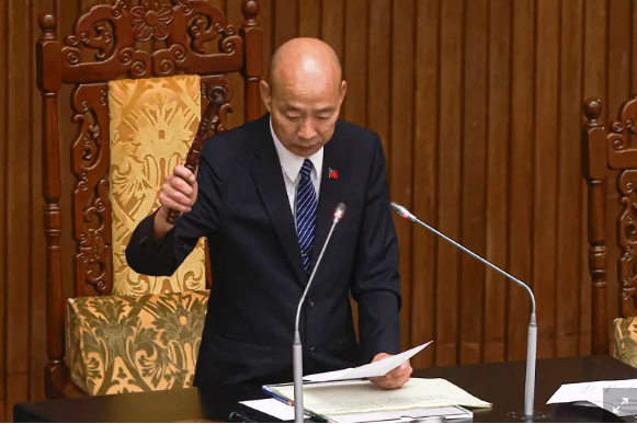 最新／全民普發1萬要來了！發放「方式、時機點」一次看：最晚「這時間會領到」