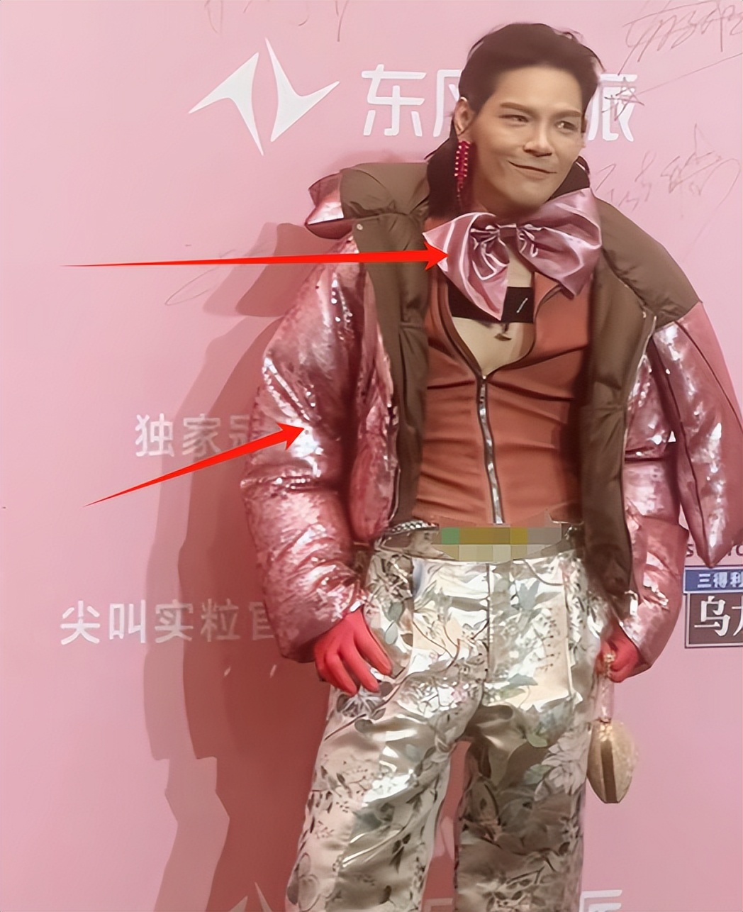 巴黎時裝週驚見大咖星二代！他大膽穿「蕾絲透視裝」全身看光光　粉絲崩潰「丟臉都到國外去！」