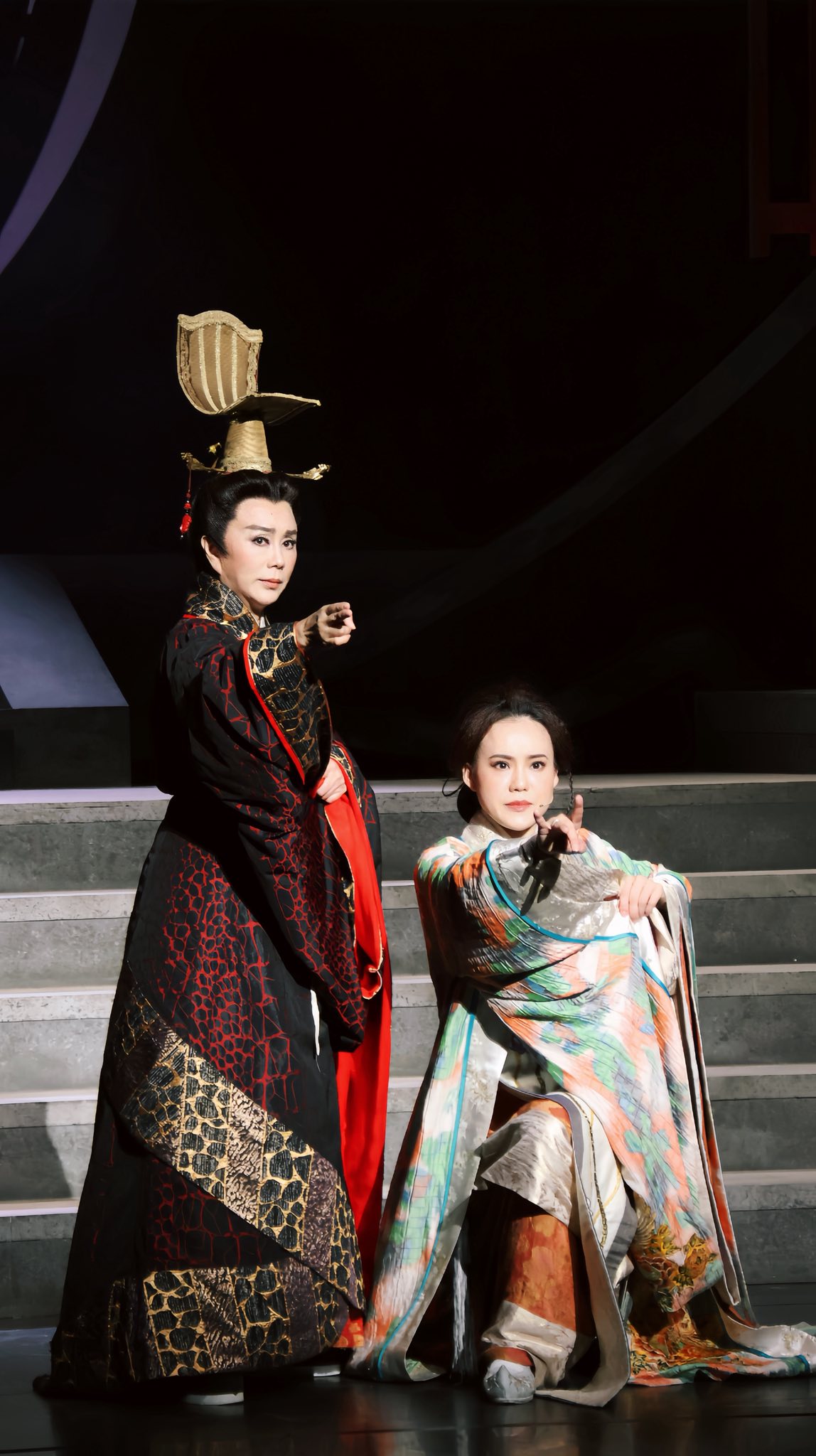吞藥上台！孫翠鳳「彩排到一半」出事了　愛女竟「同時發作」昏倒急送醫