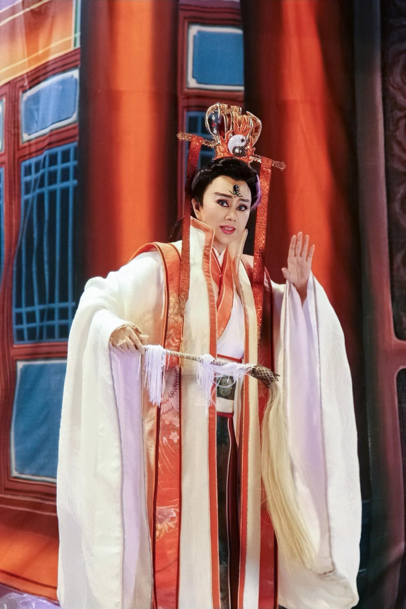 吞藥上台！孫翠鳳「彩排到一半」出事了　愛女竟「同時發作」昏倒急送醫