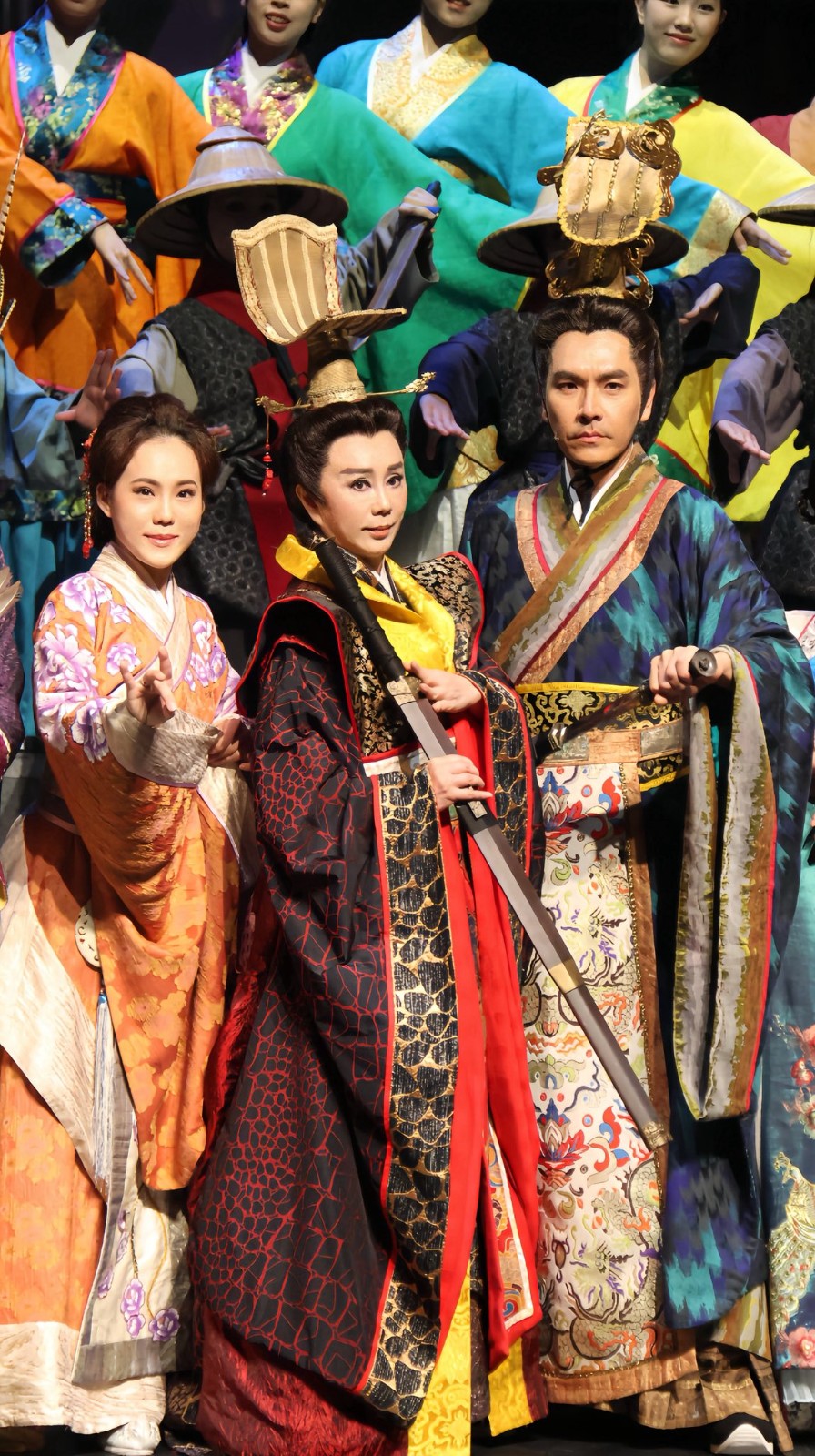 吞藥上台！孫翠鳳「彩排到一半」出事了　愛女竟「同時發作」昏倒急送醫