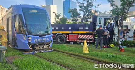 通車後最嚴重事故！高雄列車「驚傳遭撞爛」車頭全毀　車上乘客「送醫人數」曝光