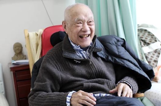 驗出鉛含量「超標30倍」！這東西「有毒恐致癌」：大家天天拿手上