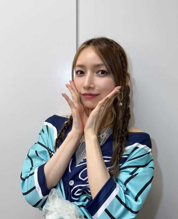 曾是清純偶像！大咖女星「婚後外遇前男友」形象重創　如今39歲「顏值讓人驚呼連連」