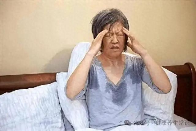 汗液是血糖最好的反饋！醫生示警「汗水出現3異常」：多是糖尿病症狀