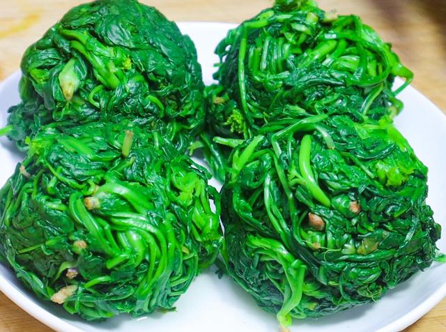 尿毒症透析前後！醫師公開「三類平價保命菜」便宜又護腎：許多患者後悔吃晚了