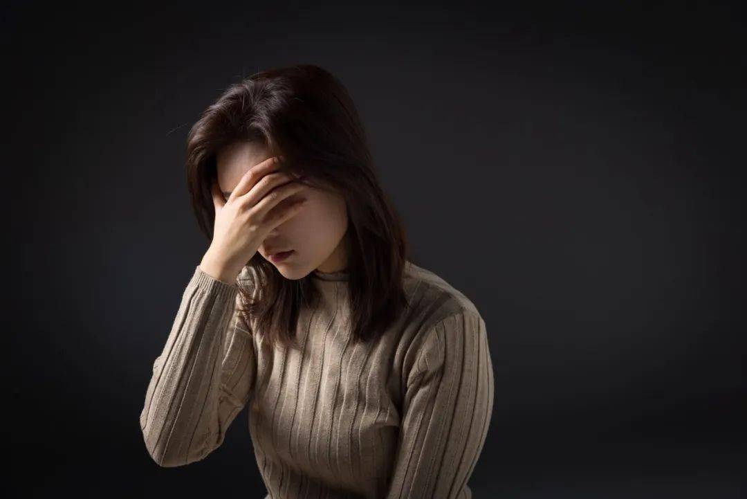 半夜突收妻子訊息「親愛的，我在719」！我顫抖回「請看清楚我是誰」直到看到一封信：我錯得離譜