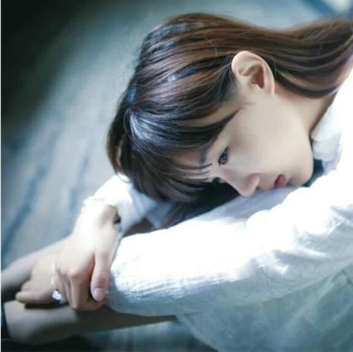 常常情緒低落！家人、朋友「若是這4星座」要注意：恐患憂鬱症