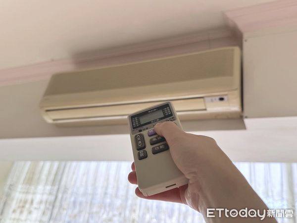 出國8天！她崩潰「忘記關冷氣」驚人電費曝光　網友「看法一面倒」：算便宜了