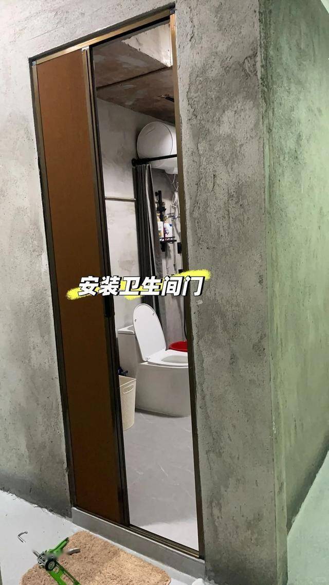 一家三口入住毛胚房！極簡風格「卻無一絲窮酸氣」：細節被讚翻