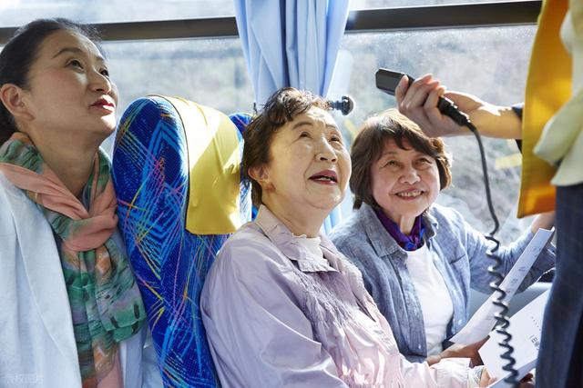 一定要記住！千萬別和這3類人一起旅遊，否則一路受氣！
