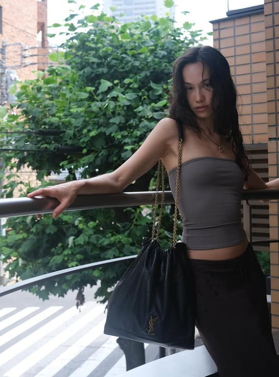 曾和GD情纏多年！知名女星「街頭熊抱新男友」高調約會　找到幸福認了：「不再偽裝自己...」