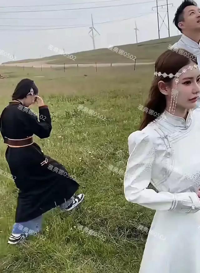 暑假陪兒女旅遊！汪小菲失手「公開11歲小玥兒外貌」照片曝光　粉絲全哭了：「和大S一模一樣...」