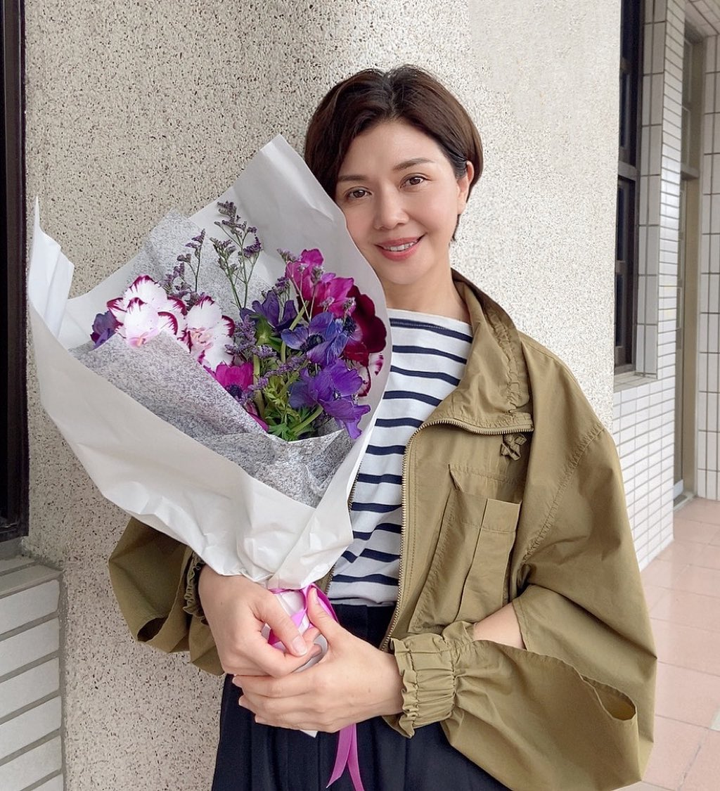 被譽為國民媽媽！本土女星「認了當小三」吐心聲：寧願看破不說破　55歲「感情現況曝光」