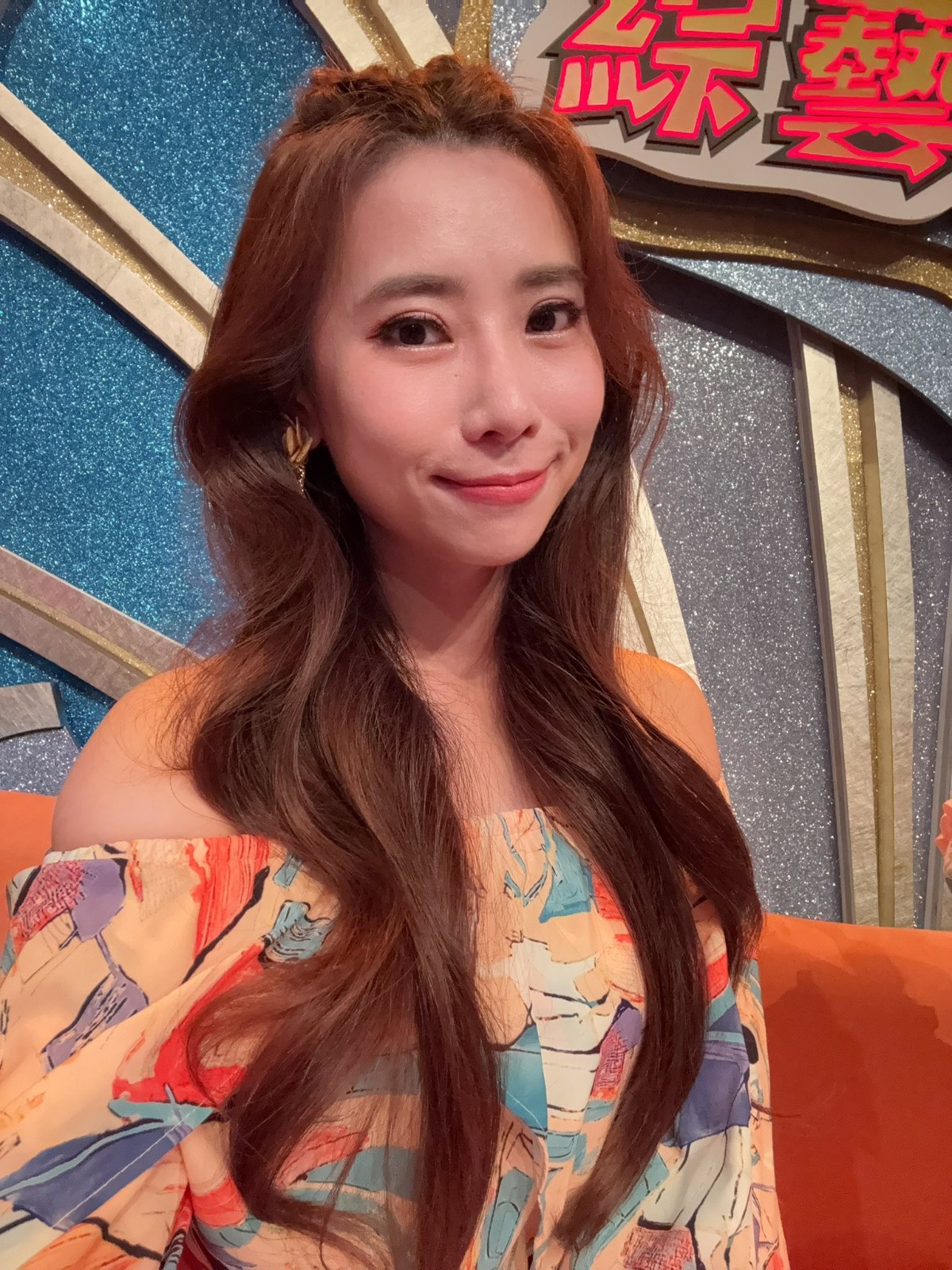 摯愛敗血症病危！本土女歌手鬆口「他裝了葉克膜」　唱一半淚灑舞台「只有手指勉強能動」