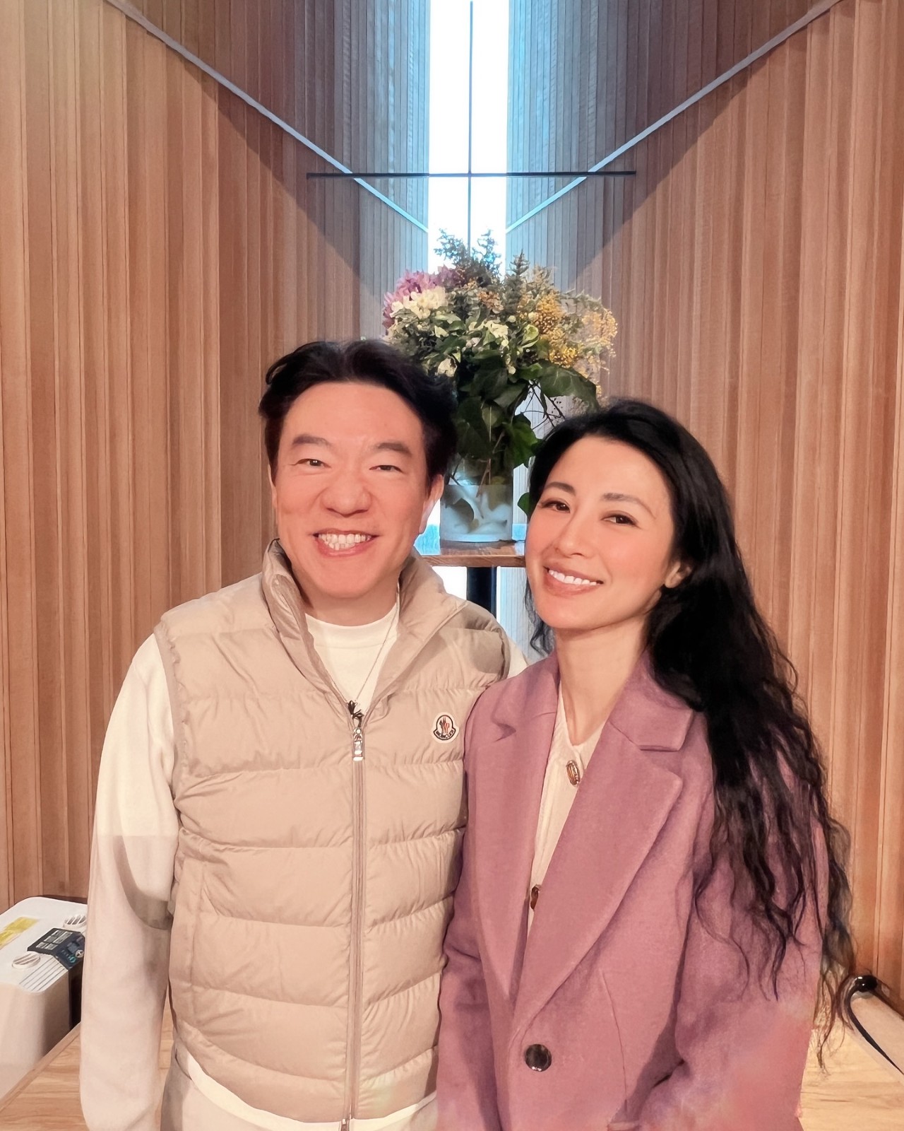 「麵吃到一半」爆中毒！資深女星「頭皮發麻、整臉僵硬」　「短短10分鐘發作」竟和它有關