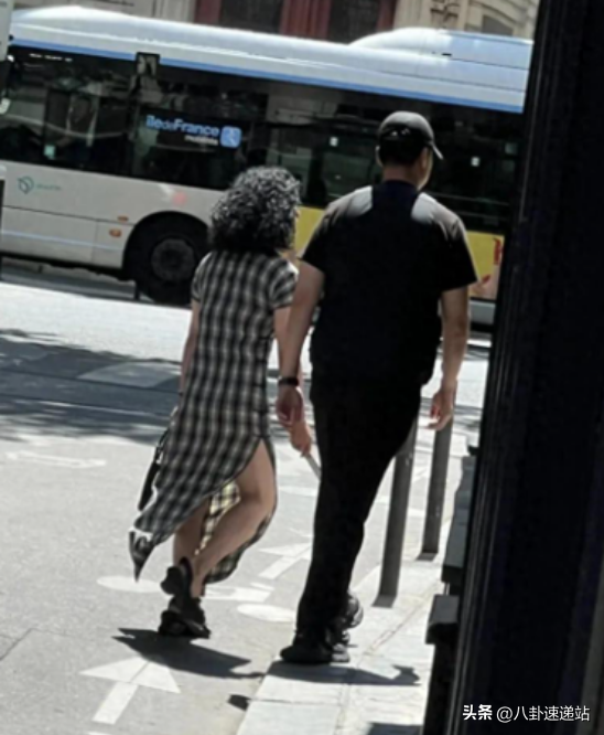 節目突遭停播！57歲變性女星「出事後逃到國外」消失半年　街頭被巧遇「面相大不如前」...