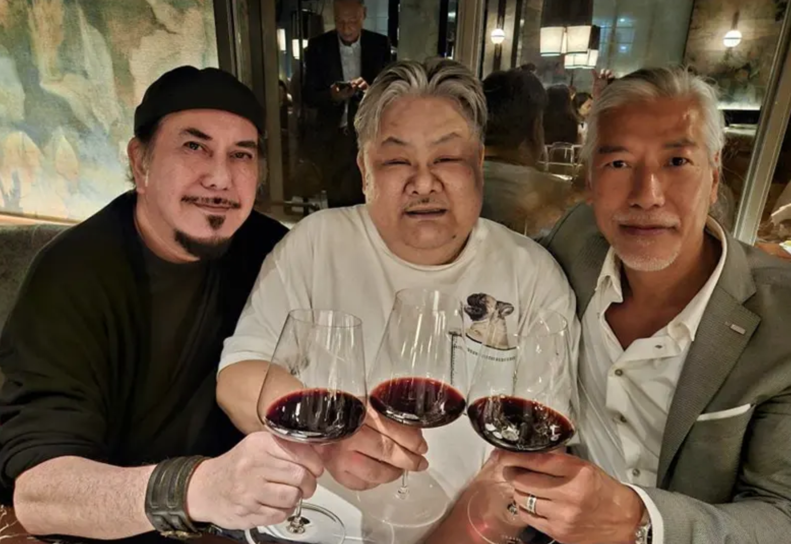 才甩肉28公斤！61歲金牌綠葉「臉上驚見黑斑」　面積超大「擴張到太陽穴」網憂心：健康亮紅燈了...