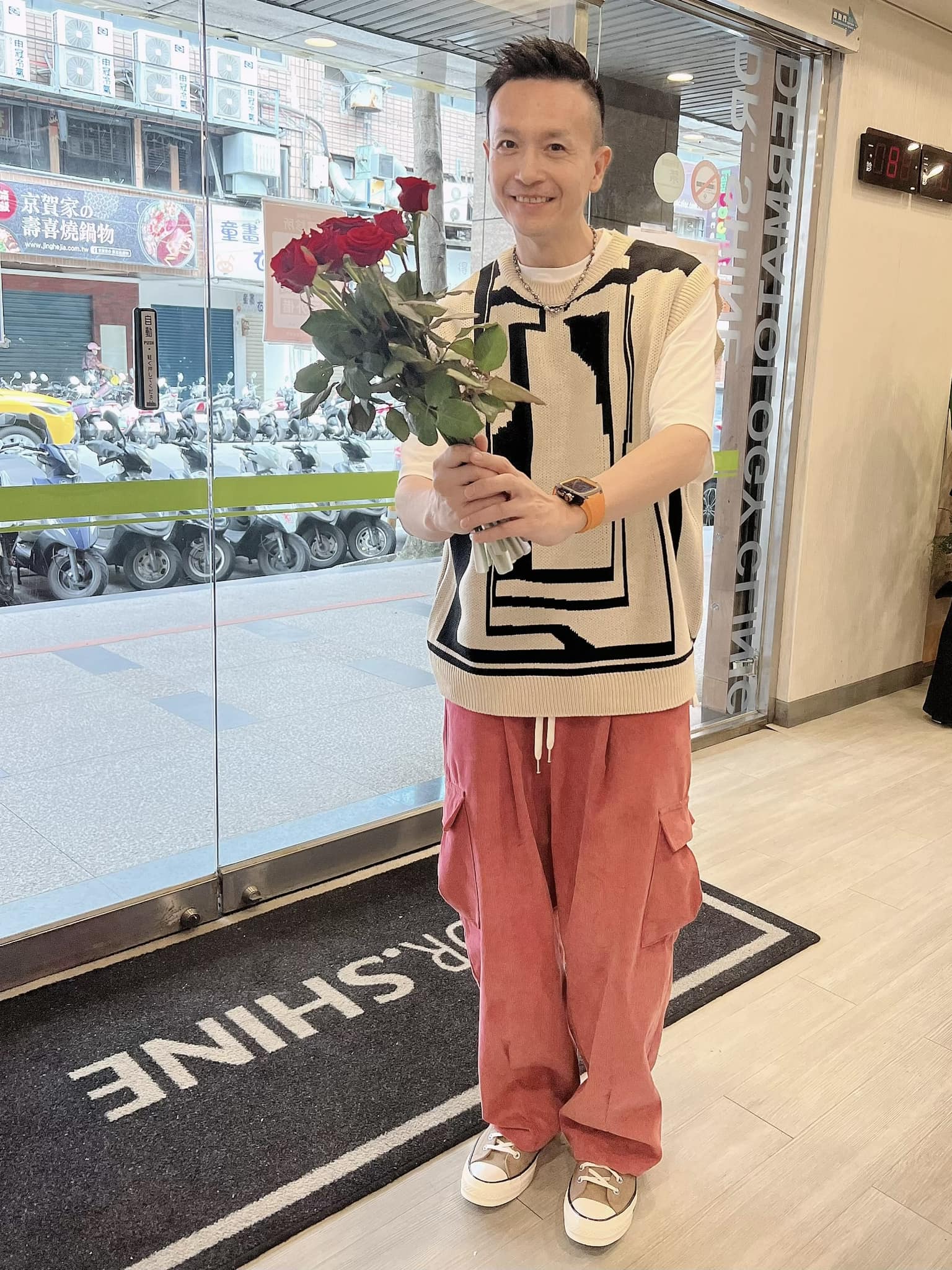 交往2年女友！53歲小鐘「想結婚了」回家見家長　爸爸「突冒一句話」他崩潰：毀了這段感情