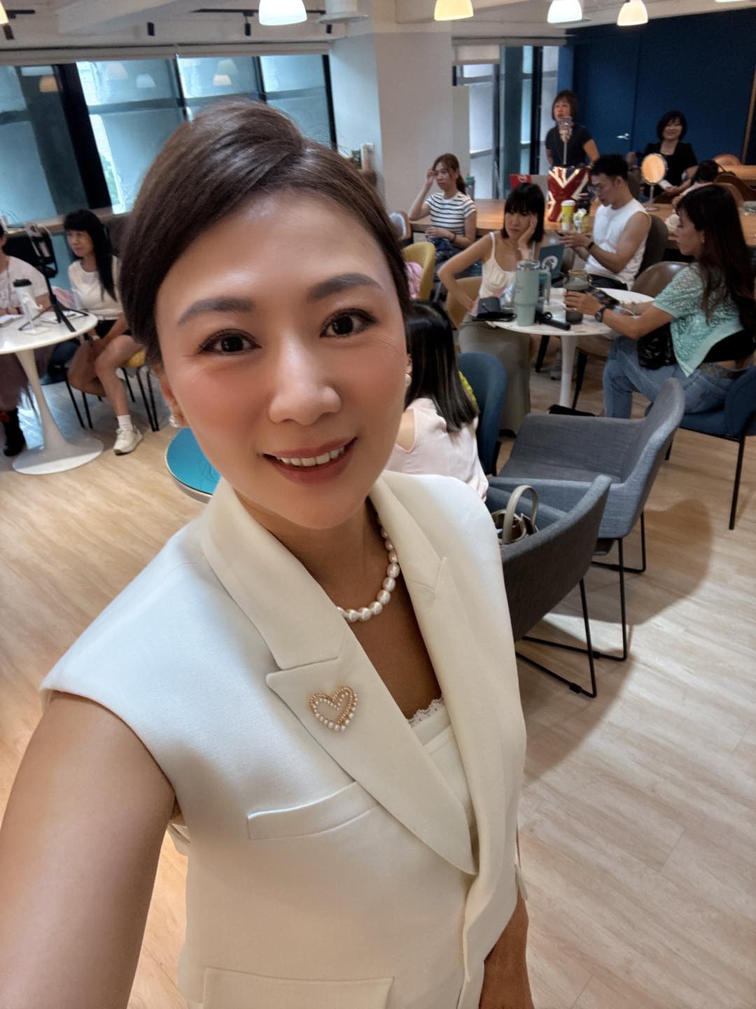 消失8年竟在這！八點檔女星「飛數千公里」低調行善　慘遇「龍捲風襲擊」出事了