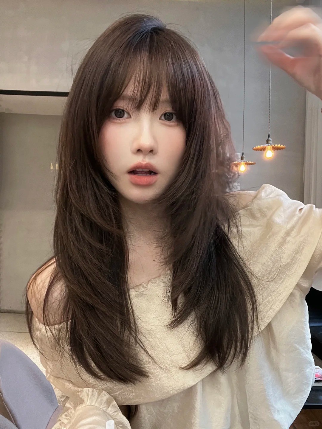 融化人心的笑容！無印良品遇見「慵懶感口罩美女」　被挖出「清新絕美真面目」網全瘋狂