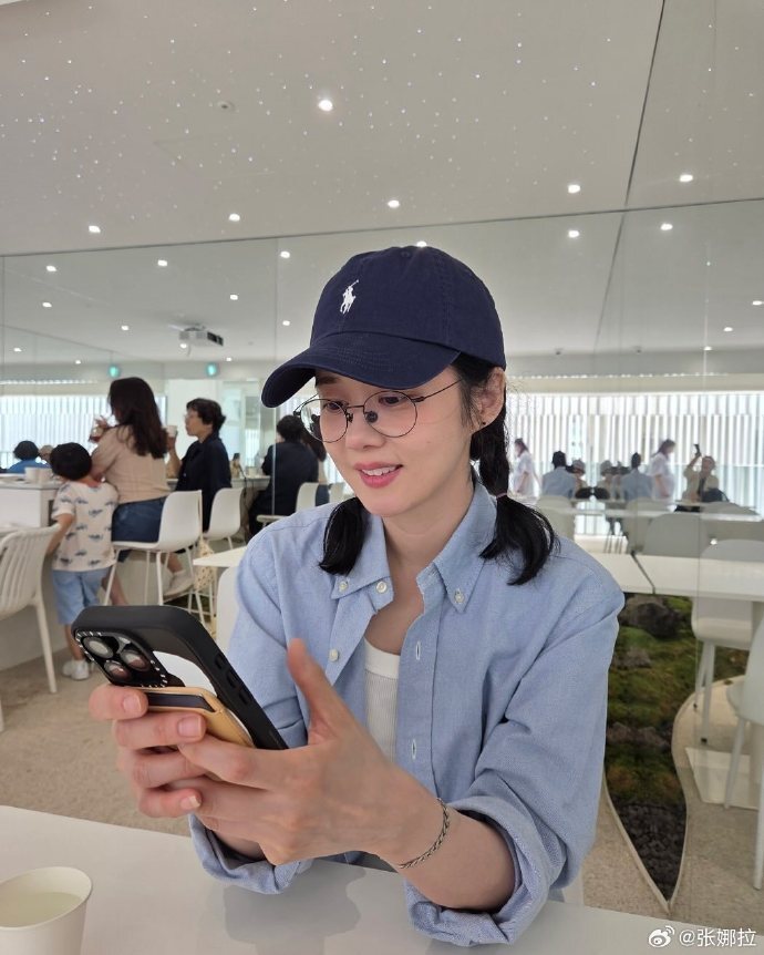 曾因失言遭封殺！44歲童顏女星「凍齡宛若20歲」網友超羨慕　坦承「因為臉過得很苦」揭無奈內幕