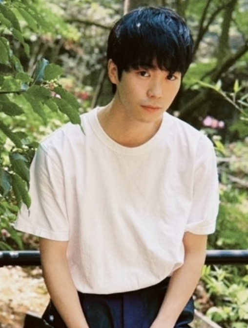 資深女星「宣布懷孕」！孩子爸竟是「小16歲男星」　她羞認同居中：寶寶是奇蹟