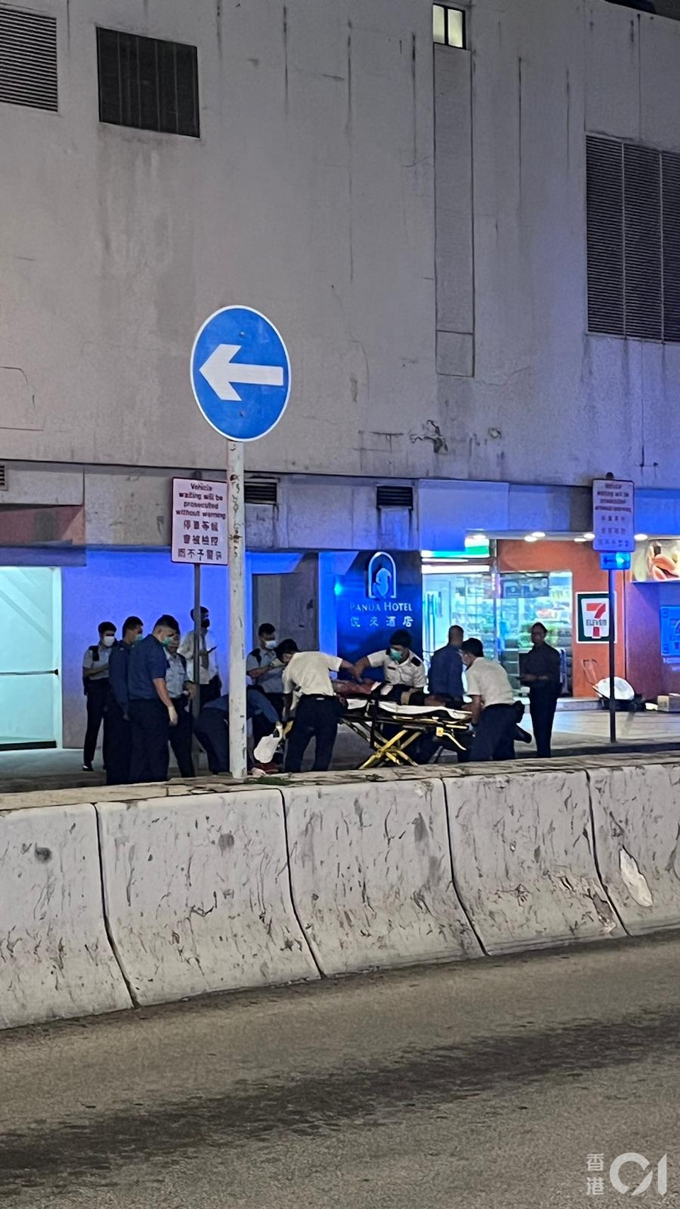 一家四口驚傳「飯店內全數身亡」最小才3歲！警方調查後哽咽：「孩子們生前反抗過...」