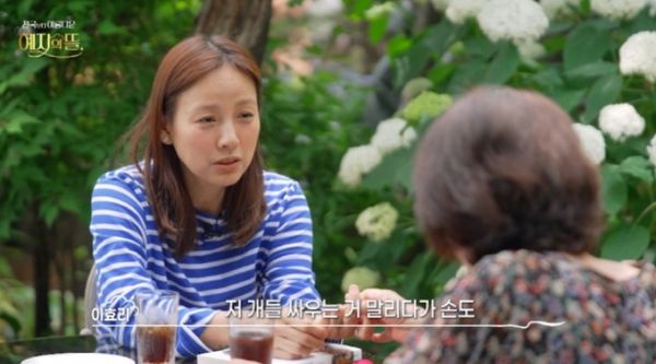 為阻愛犬打架遭咬！46歲性感女歌手證實「左手神經斷裂」：不後悔我的決定
