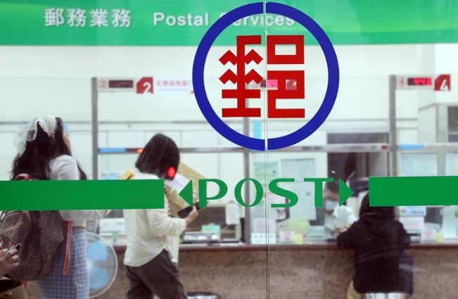 ATM新制上路！八大銀行「宣布新規定」　沒注意「有錢也領不出來」