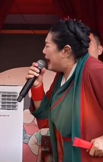 公開相親翻車！28歲面紗女「開口討聘金4000萬」被罵翻　網起底「真實面貌曝光」全怒了：誰看得上妳