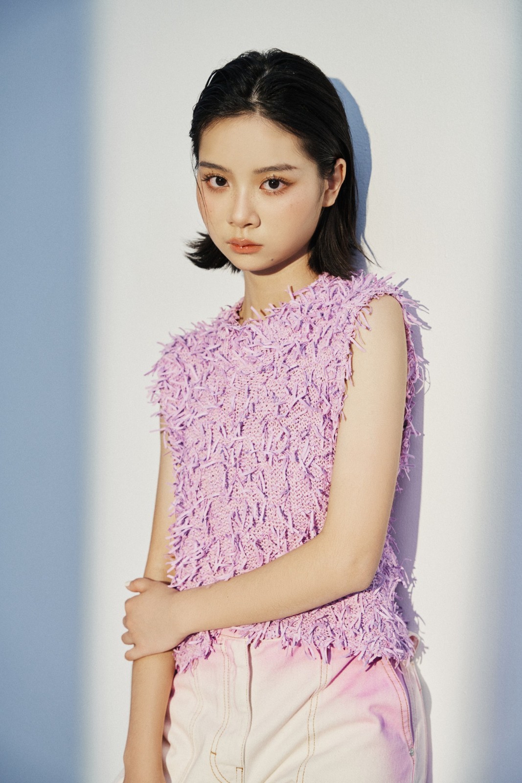 超Q童星長大了！喬喬18歲「穿破洞衣跳熱舞」美照曝光　宣布「考上第一志願」：開心到在床上滾