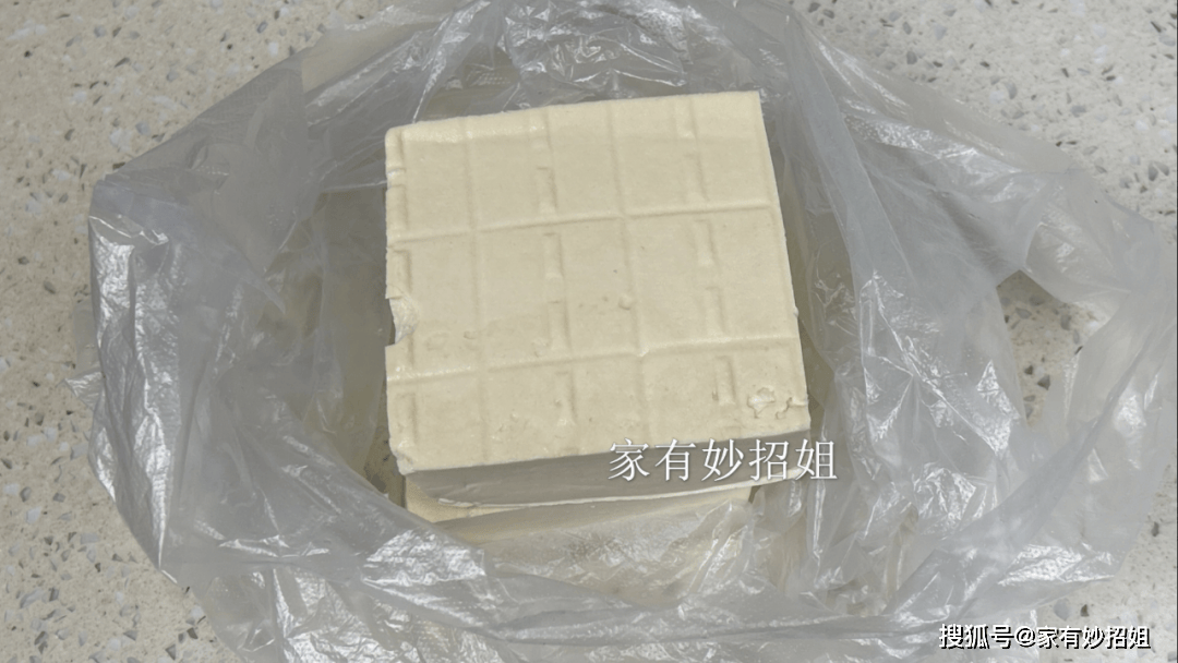 買豆腐「旁邊好」還是「中間好」？店家說了實話：「區別很大」別買錯了
