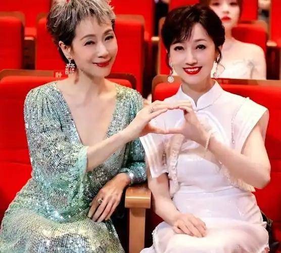 數度失控落淚！不老女神被爆「3兒長期啃老」　71歲「還被當提款機」：不敢退休，要養全家